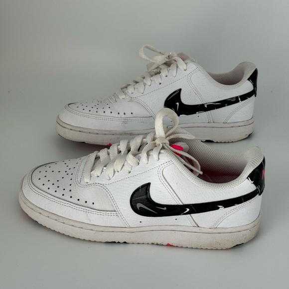 Nike women’s court vision low top sneakers - Picture 1 of 9